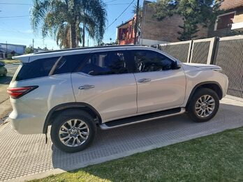 TOYOTA SW4 4X4