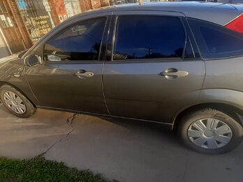 Vendo Ford focus one ambiente 2009