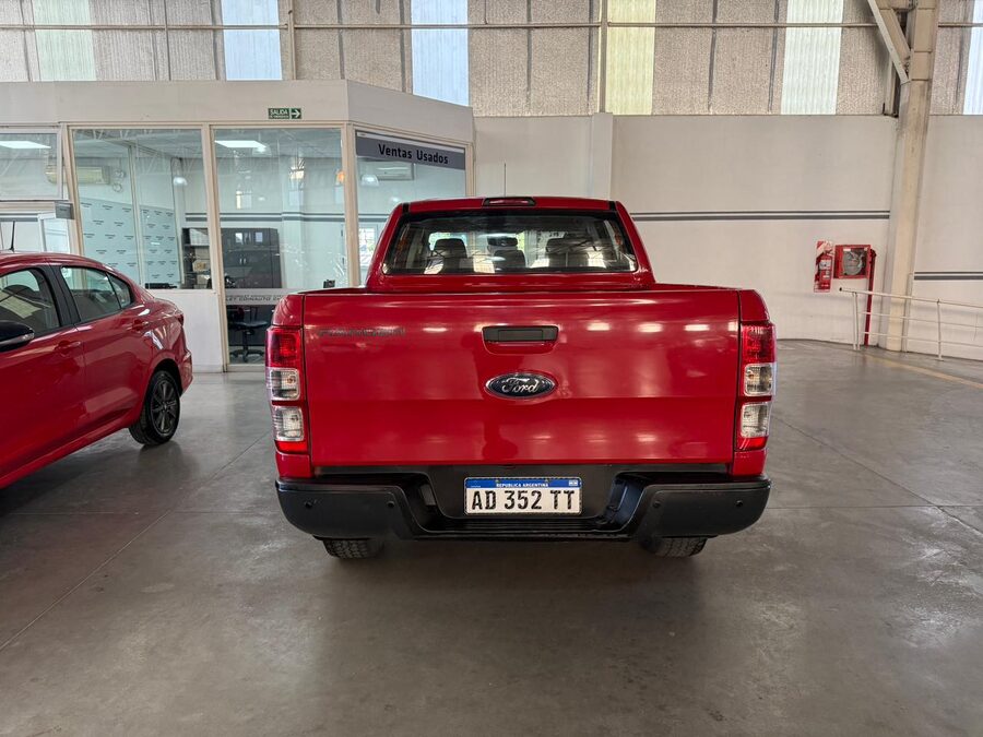 RANGER 2.2D DC 4X2 XL 6MT (125CV) - AÑO 2018 - 166.093KM