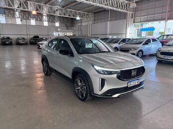 FIAT FASTBACK TURBO 270 AT6 (175CV) - AÑO 2025 - 13.346KM