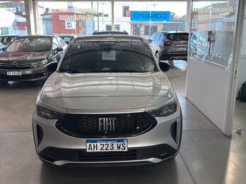 FIAT FASTBACK TURBO 270 AT6 (175CV) - AÑO 2025 - 13.346KM