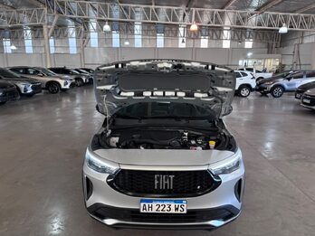 FIAT FASTBACK TURBO 270 AT6 (175CV) - AÑO 2025 - 13.346KM