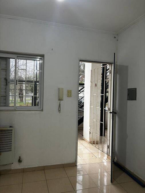 PARTICULAR VENDE, departamemto de un dormitorio Planta Baja