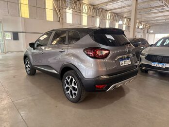 CAPTUR 1.6 INTENS CVT - AÑO 2021 - 30.588KM