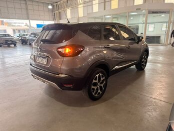 CAPTUR 1.6 INTENS CVT - AÑO 2021 - 30.588KM