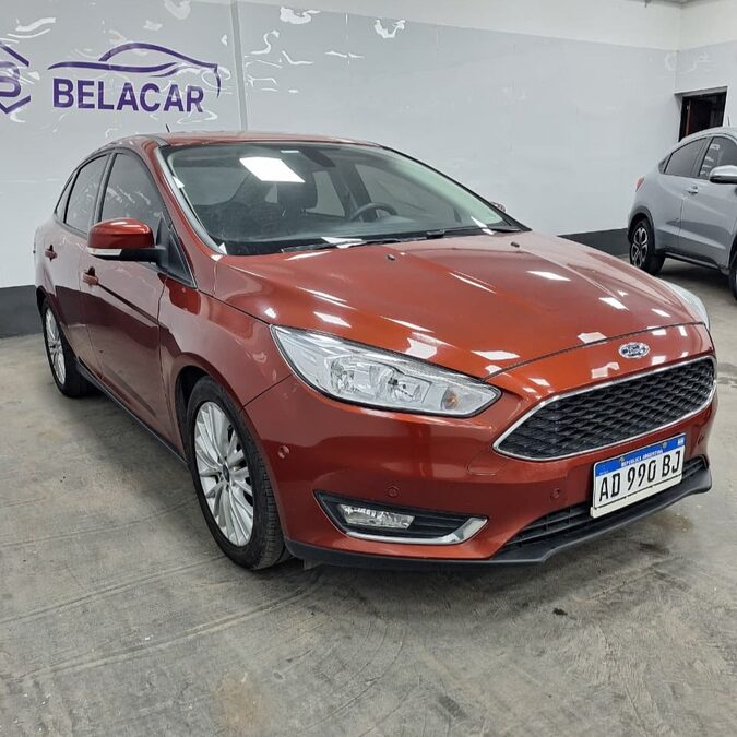 FORD FOCUS SE PLUS 2.0L AT - 2019 - 82.000 KMS