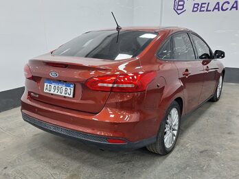 FORD FOCUS SE PLUS 2.0L AT - 2019 - 82.000 KMS