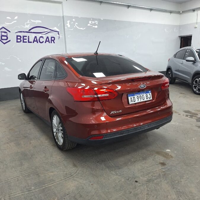 FORD FOCUS SE PLUS 2.0L AT - 2019 - 82.000 KMS