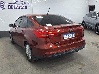 FORD FOCUS SE PLUS 2.0L AT - 2019 - 82.000 KMS
