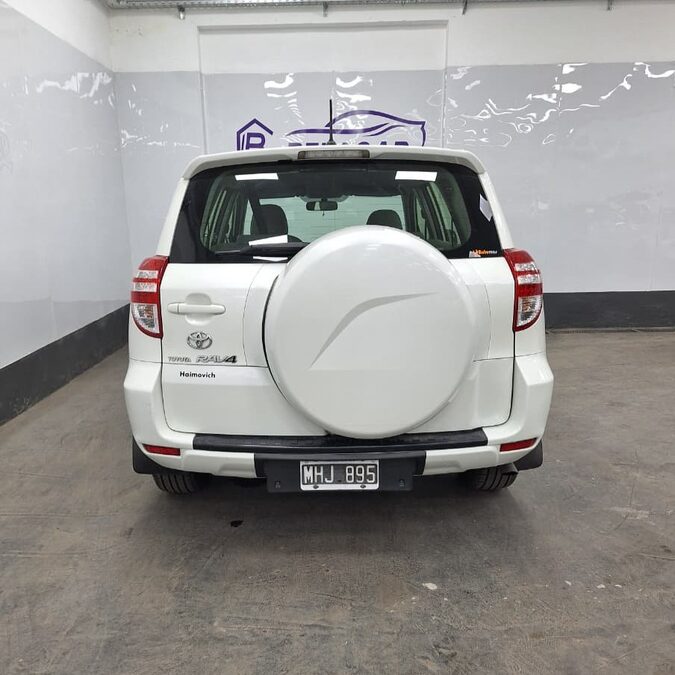TOYOTA RAV4 4 2.4 AT - 2013 - 247000 KM