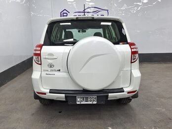 TOYOTA RAV4 4 2.4 AT - 2013 - 247000 KM