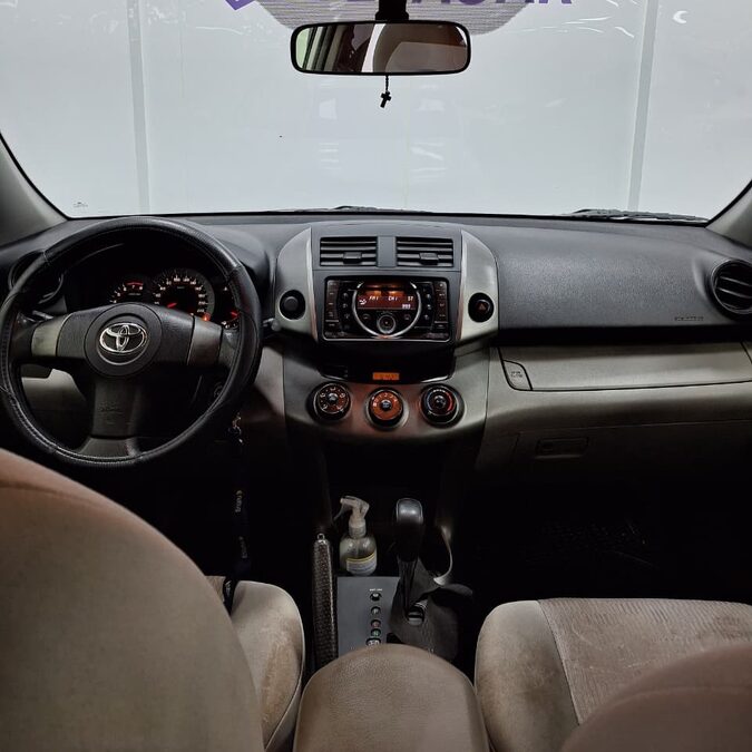 TOYOTA RAV4 4 2.4 AT - 2013 - 247000 KM