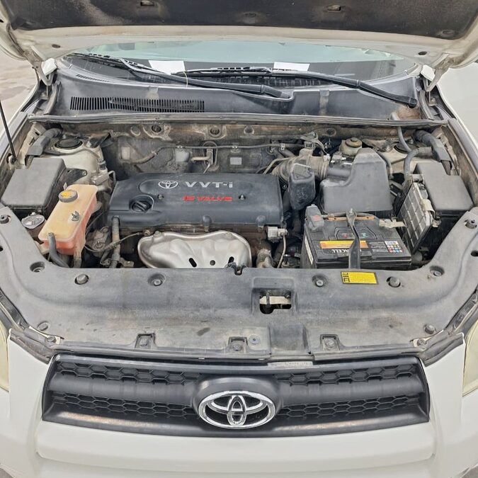 TOYOTA RAV4 4 2.4 AT - 2013 - 247000 KM