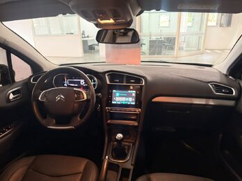 C4 LOUNGE HDI 115 6MT FEEL PACK - AÑO 2021 - 78.188KM