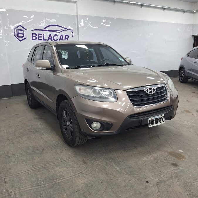 HYUNDAI SANTA FE GLS 2WD 2.4 7as – 2010 – 260.000 KMS