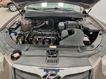 HYUNDAI SANTA FE GLS 2WD 2.4 7as – 2010 – 260.000 KMS