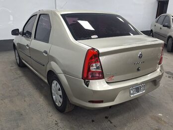 RENAULT LOGAN PACK II - 2013 -  210.000 KMS