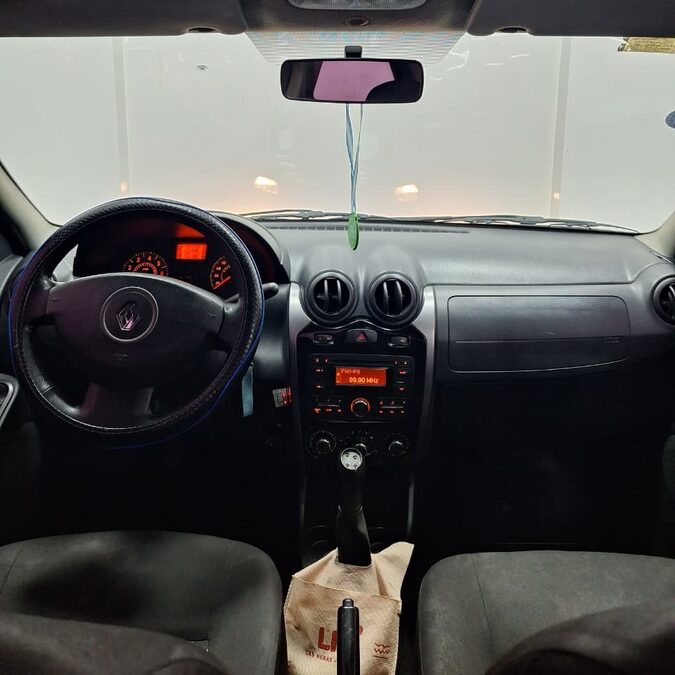 RENAULT LOGAN PACK II - 2013 -  210.000 KMS