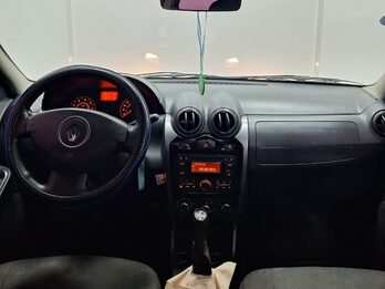 RENAULT LOGAN PACK II - 2013 -  210.000 KMS
