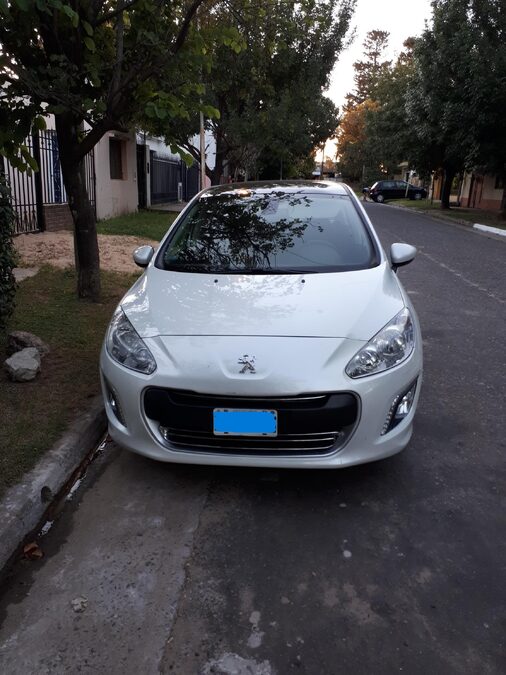 Peugeot 308 Allure Nav 2015