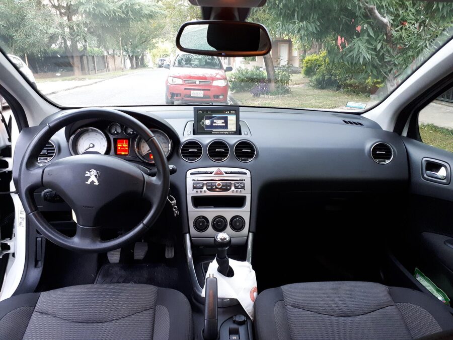 Peugeot 308 Allure Nav 2015