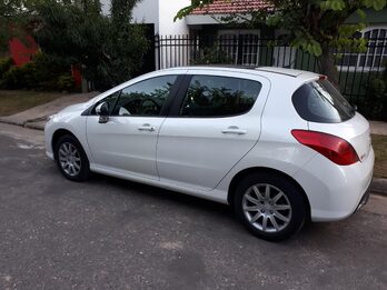 Peugeot 308 Allure Nav 2015