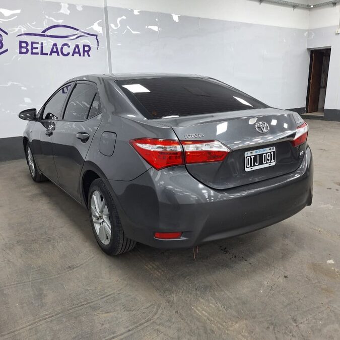 TOYOTA COROLLA 1.8 XEI MT – 2015 – 143000 KMS