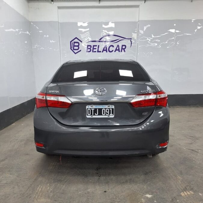 TOYOTA COROLLA 1.8 XEI MT – 2015 – 143000 KMS