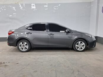 TOYOTA COROLLA 1.8 XEI MT – 2015 – 143000 KMS