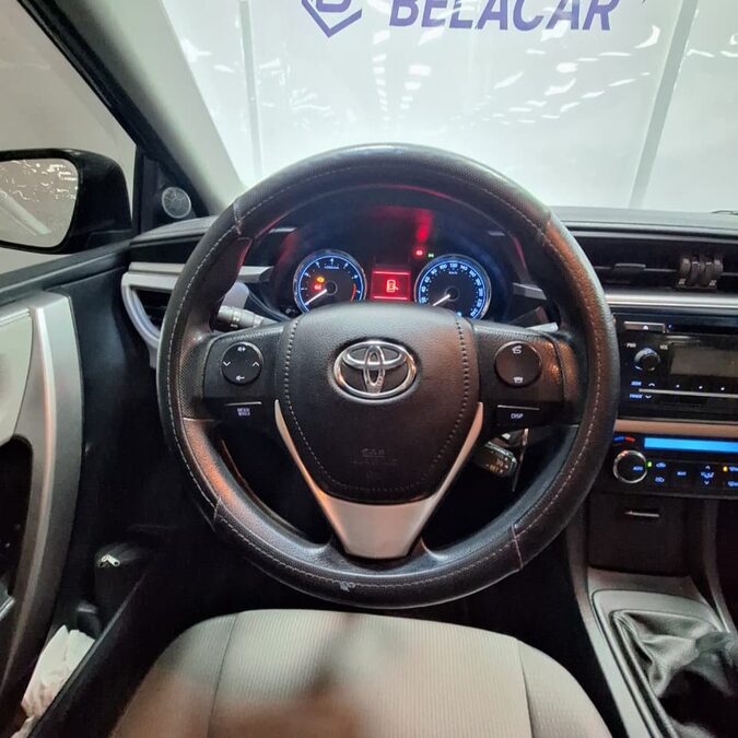 TOYOTA COROLLA 1.8 XEI MT – 2015 – 143000 KMS