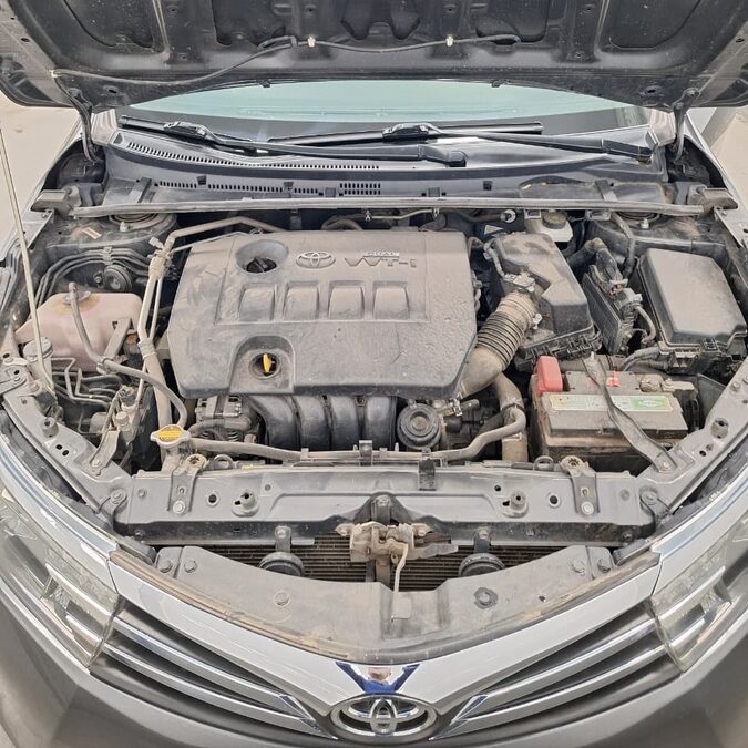 TOYOTA COROLLA 1.8 XEI MT – 2015 – 143000 KMS