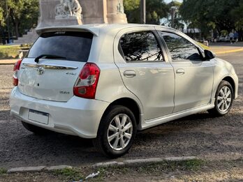 VENDO ETIOS XLS 2017