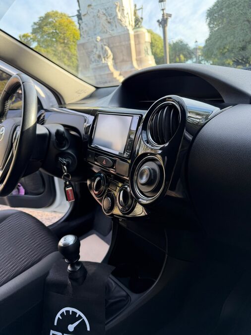 VENDO ETIOS XLS 2017