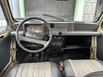 Renault 4 GTL 85