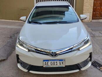 VENDO TOYOYA COROLLA 2019 XEi