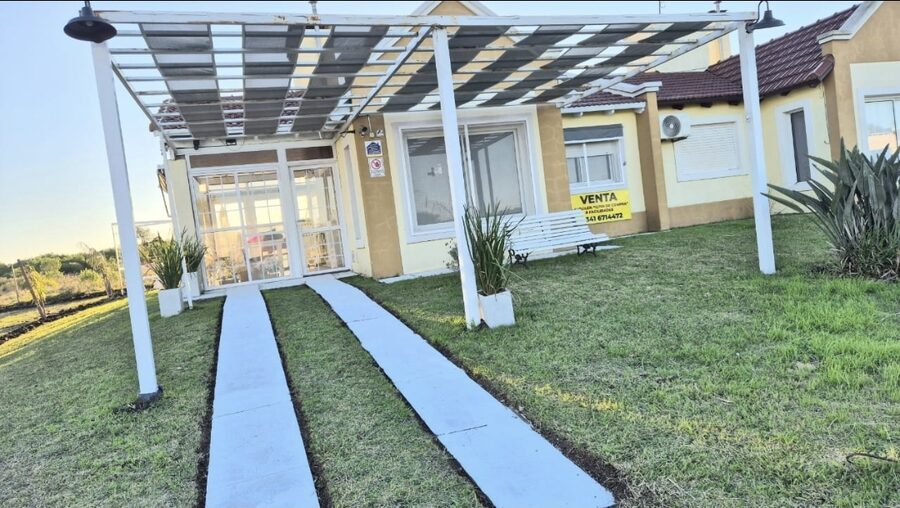 Casa en María grande dentro complejo termal barrio privado venta facilidades cuota