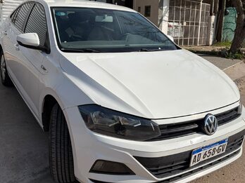 VENDO VOLKSWAGEN VIRTUS 2019 IMPECABLE CON GNC
