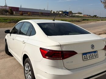VENDO VOLKSWAGEN VIRTUS 2019 IMPECABLE CON GNC