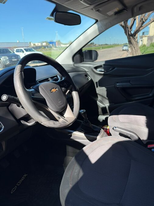 VENDO CHEVROLET ONIX FULL LTZ
