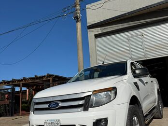 VENDO FORD RANGER 2013
