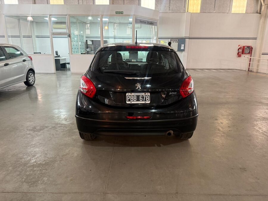 PEUGEOT 208 1.5 ALLURE - AÑO 2015 - 107.226KM