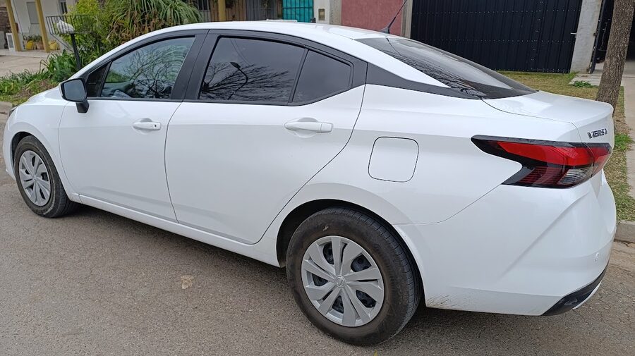 NISSAN VERSA LINEA NUEVA AUTOMATICO IMPECABLE
