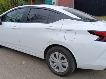 NISSAN VERSA LINEA NUEVA AUTOMATICO IMPECABLE