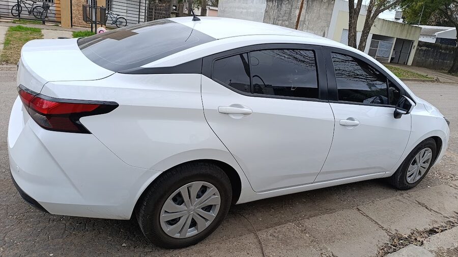 NISSAN VERSA LINEA NUEVA AUTOMATICO IMPECABLE