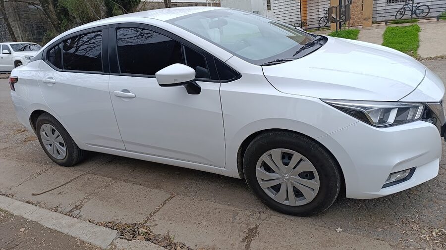 NISSAN VERSA LINEA NUEVA AUTOMATICO IMPECABLE