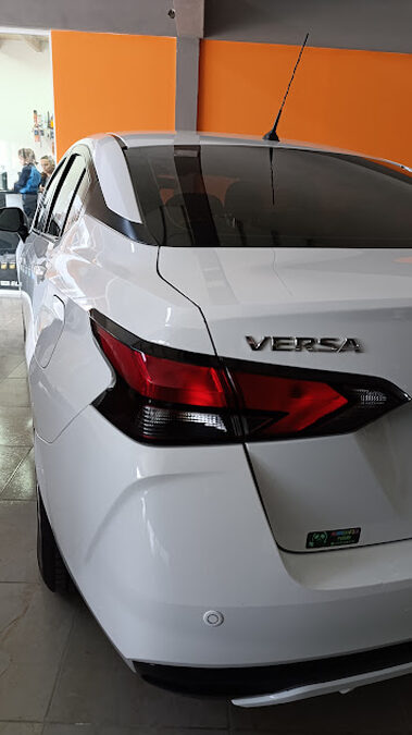 NISSAN VERSA LINEA NUEVA AUTOMATICO IMPECABLE