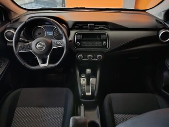 NISSAN VERSA LINEA NUEVA AUTOMATICO IMPECABLE