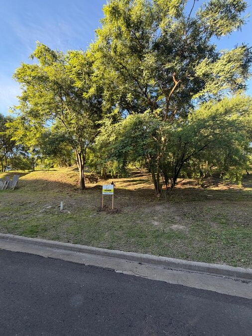 VENDO TERRENO - BARRIO PRIVADO PUERTO URQUIZA.