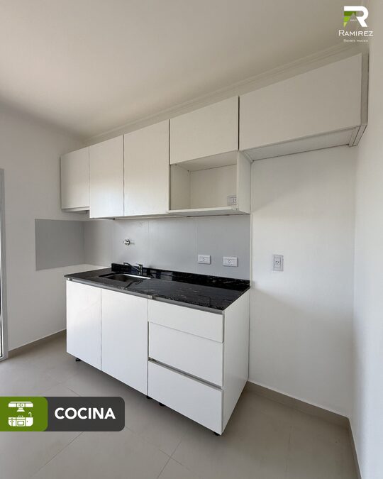 HERMOSA CASA A ESTRENAR