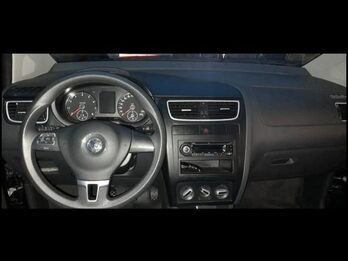VENDO FOX 2013 5 PUERTAS CONFORTLINE PACK 75.000 KM REALES
